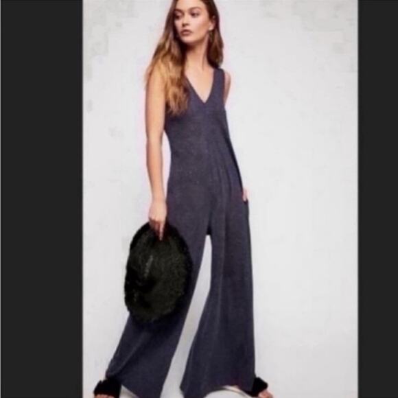 Free People Beach Fulton Jumpsuit Gray Wide Leg Linen Blend boho Women’s Large - Picture 1 of 9